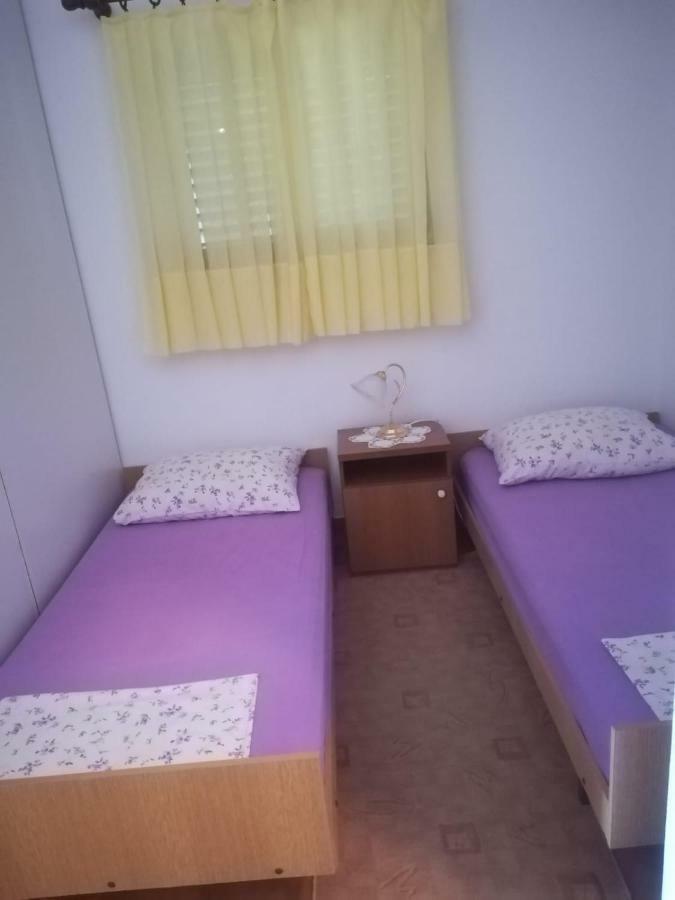 Apartmani Ujdur Omiš Exteriér fotografie