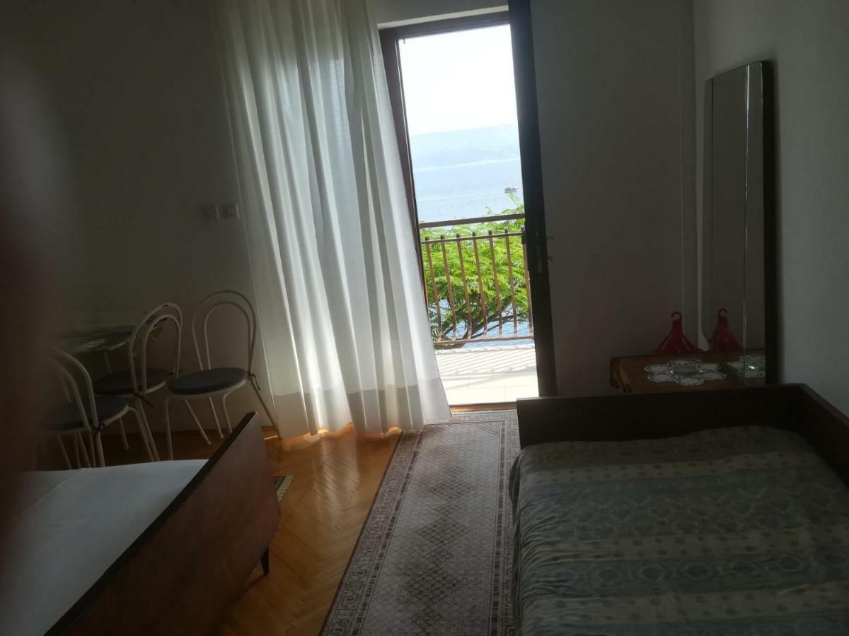 Apartmani Ujdur Omiš Exteriér fotografie